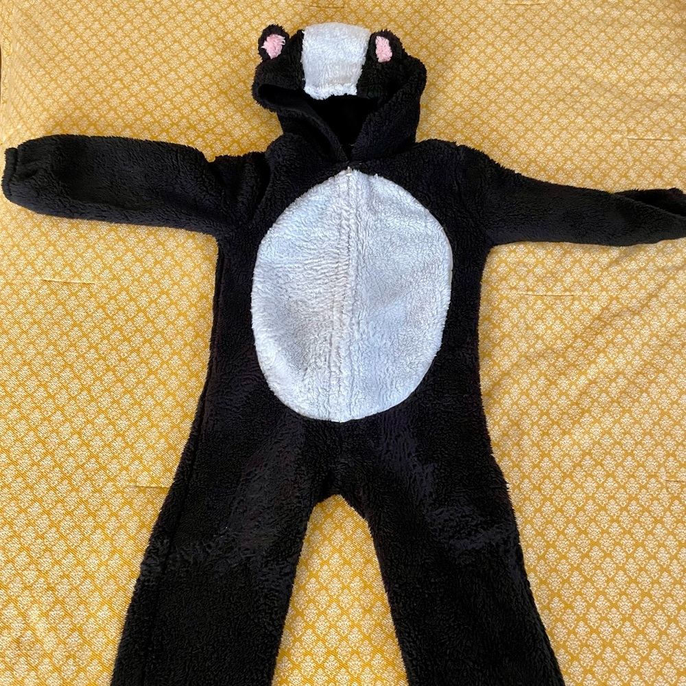 Old Navy Black and White Skunk Costume